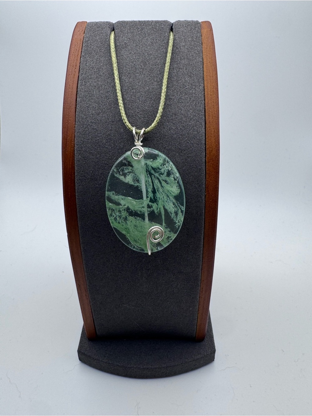 Handcrafted Moss Quartz Pendant Necklace